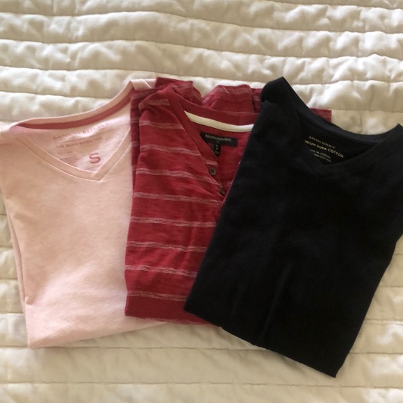 Lot of 3 Banana Republic Short Sleeve Tees